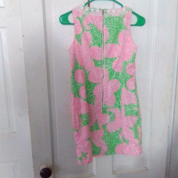 Lilly Pulitzer sleeveless dress size 2 pink and green shift dress. - Picture 2 of 4